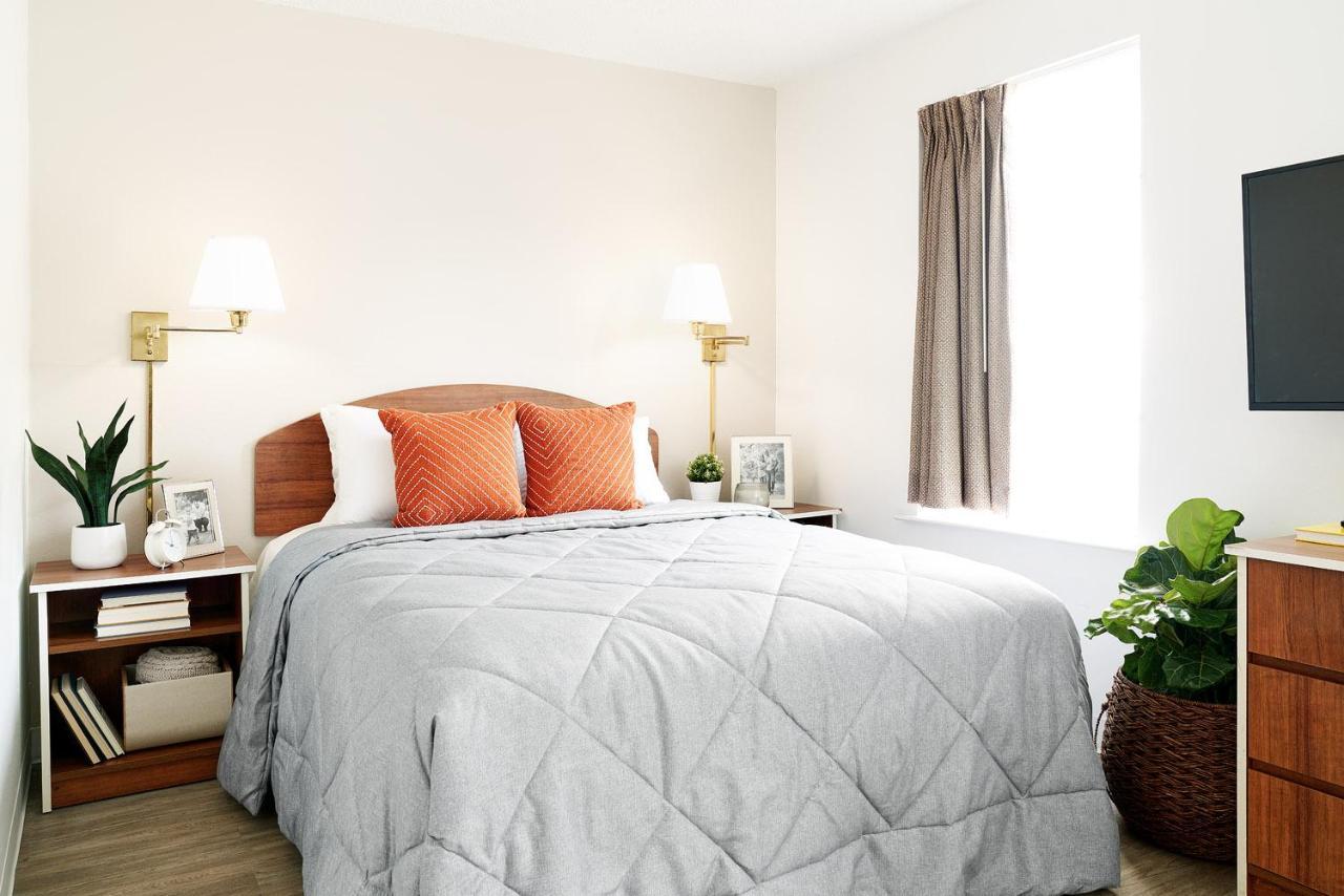 Intown Suites Extended Stay Arlington - Central Экстерьер фото